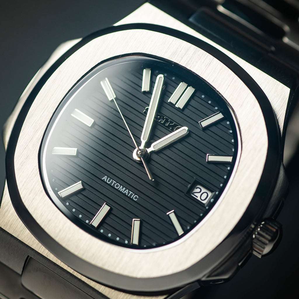 Automatic Mod Watch Style Nautilus Jumbo 5711/1 | 316L Stainless Steel Case | Black Textured Dial | Oystersteel Stainless Steel Bracelet