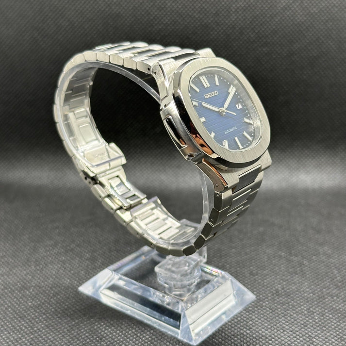 Luxury Automatic Watch | Blue Dial | Stainless Steel Case | Date Display