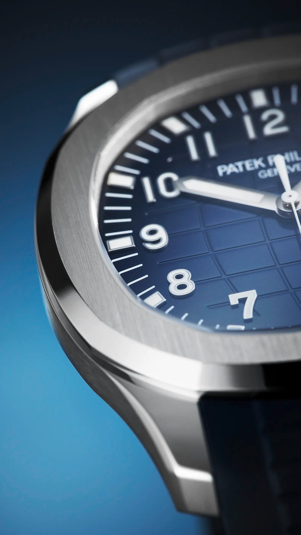 Luxury Swiss Watch | Automatic Movement | Blue Dial | Stainless Steel Case | Blue Rubber Strap | Date Display