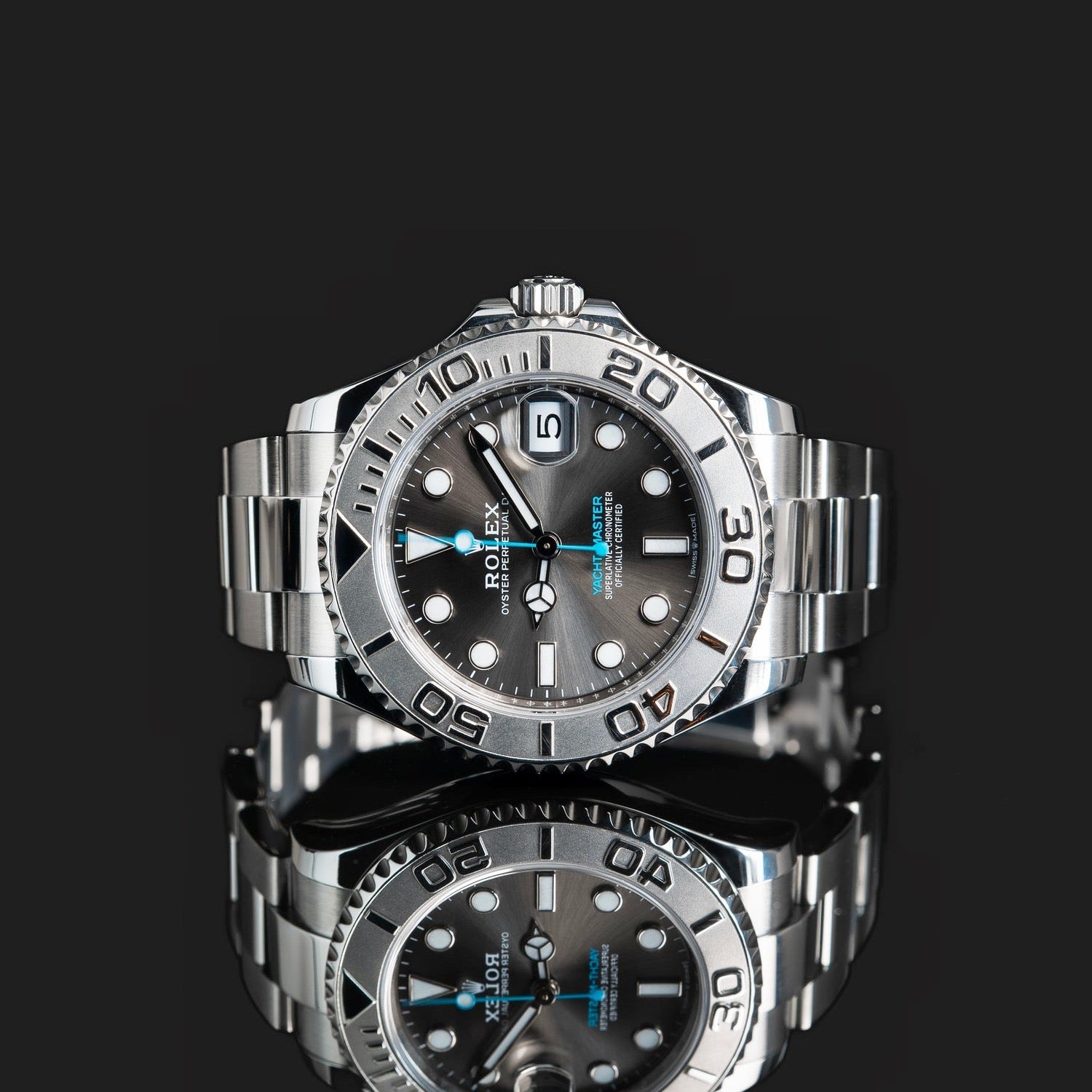 Luxury Swiss Watch | Yacht-Master 40 | Automatic | Grey Dial | Stainless Steel Case | Oyster Bracelet | Rotatable Bezel