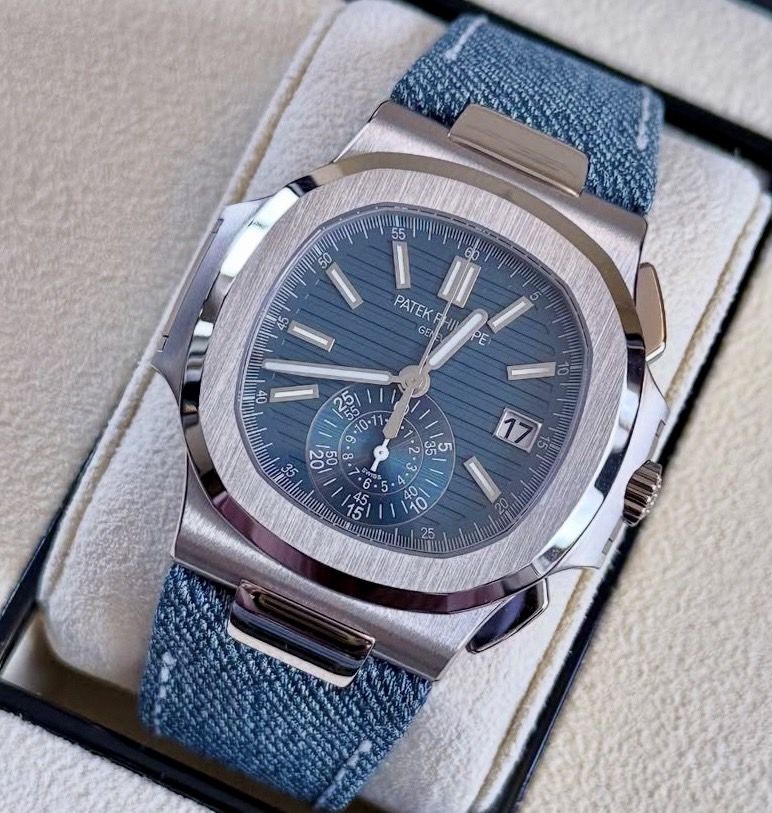 Luxury Automatic Watch | Blue Textured Dial | Stainless Steel Case | Power Reserve | Date Display | Sport Elegant Style