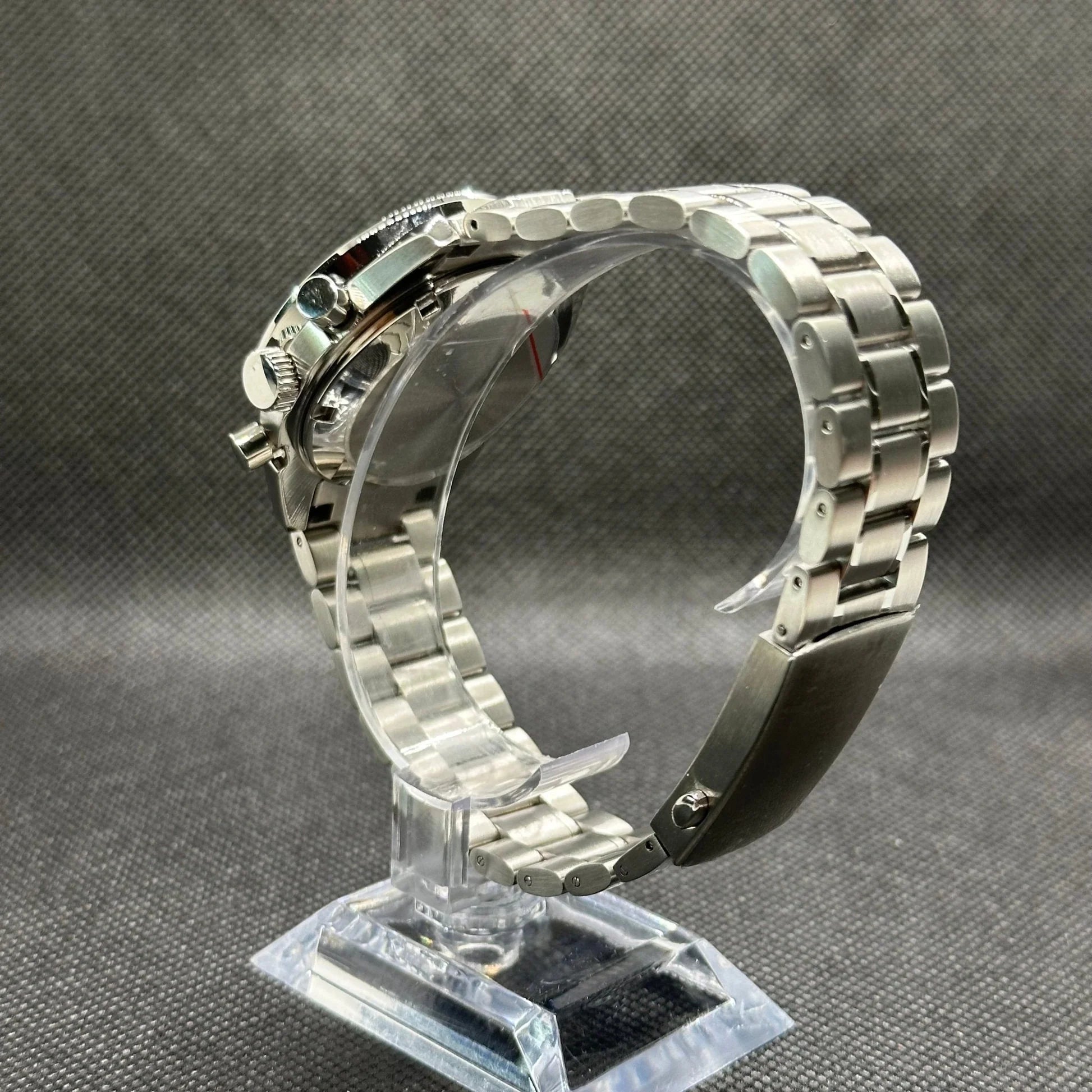 Luxury Swiss-Style Watch | Automatic Movement | Black Dial with Tachymeter Bezel | Stainless Steel Case | Metal Bracelet