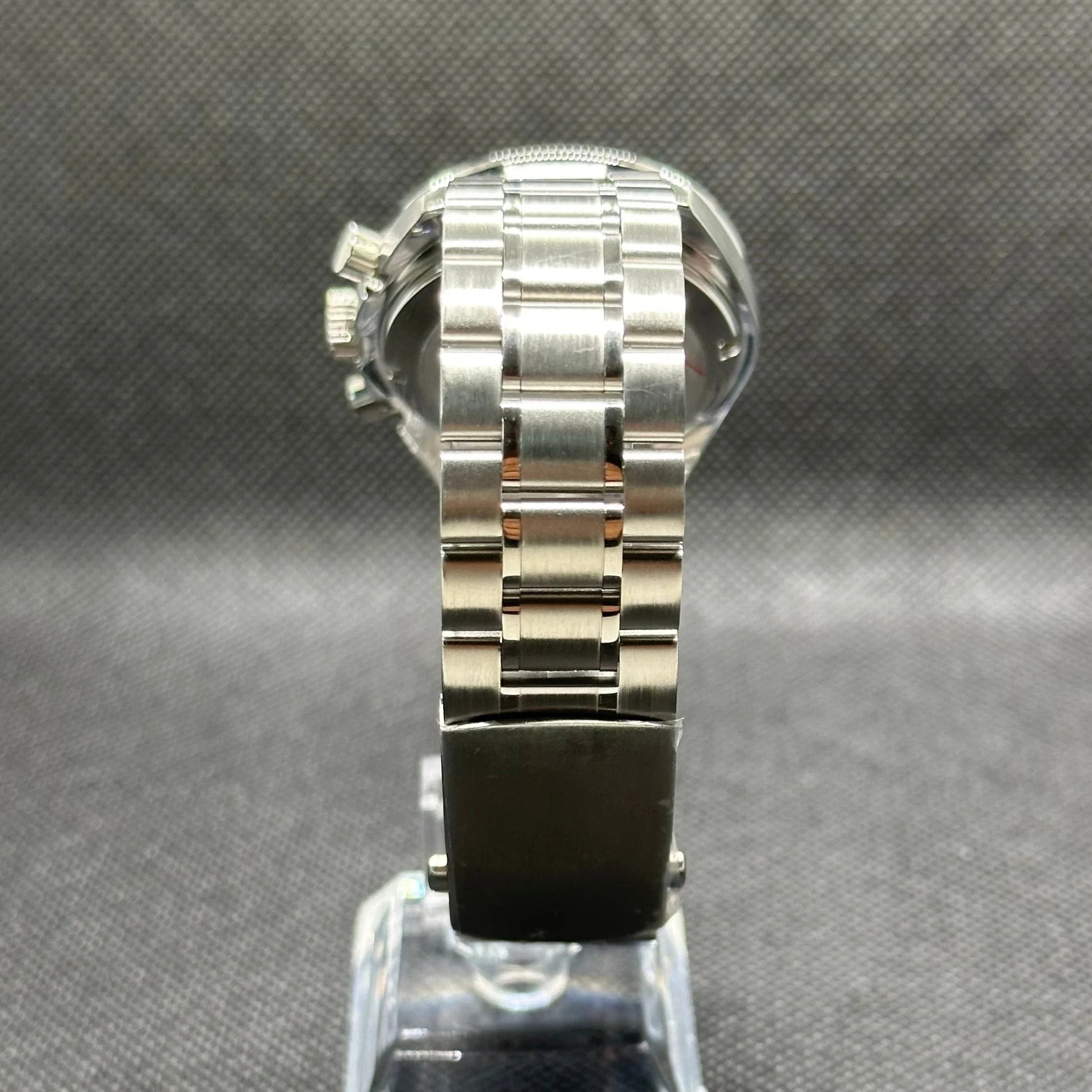 Luxury Swiss-Style Watch | Automatic Movement | Black Dial with Tachymeter Bezel | Stainless Steel Case | Metal Bracelet