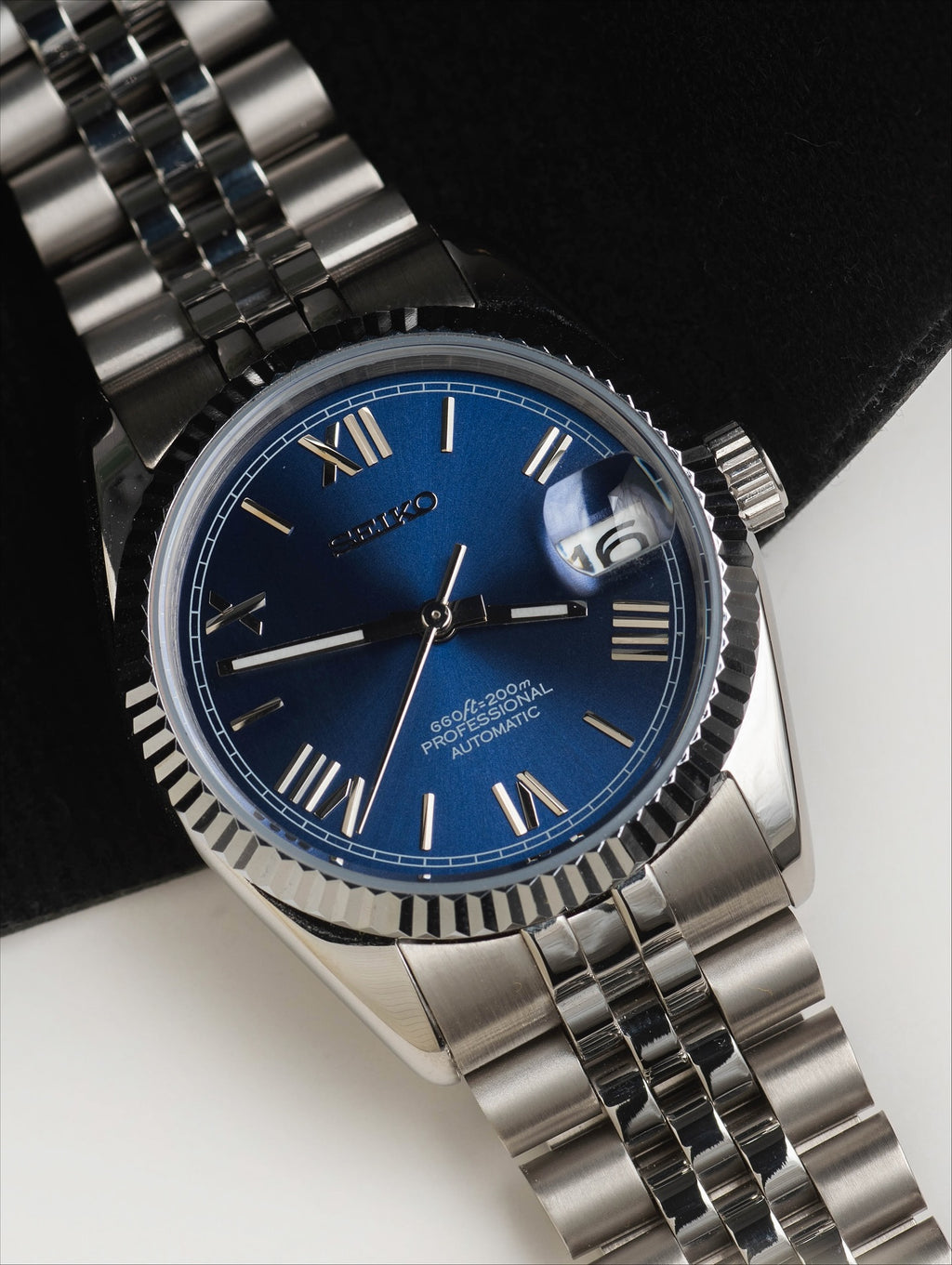 Automatic Mod Watch | 316L Stainless Steel Case | Smooth Bezel | Blue Dial with Roman Indexes | Jubilee Bracelet
