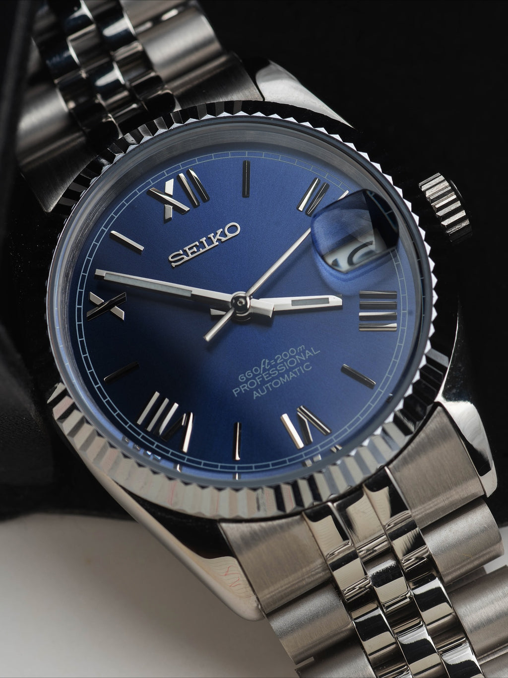 Automatic Mod Watch | 316L Stainless Steel Case | Smooth Bezel | Blue Dial with Roman Indexes | Jubilee Bracelet
