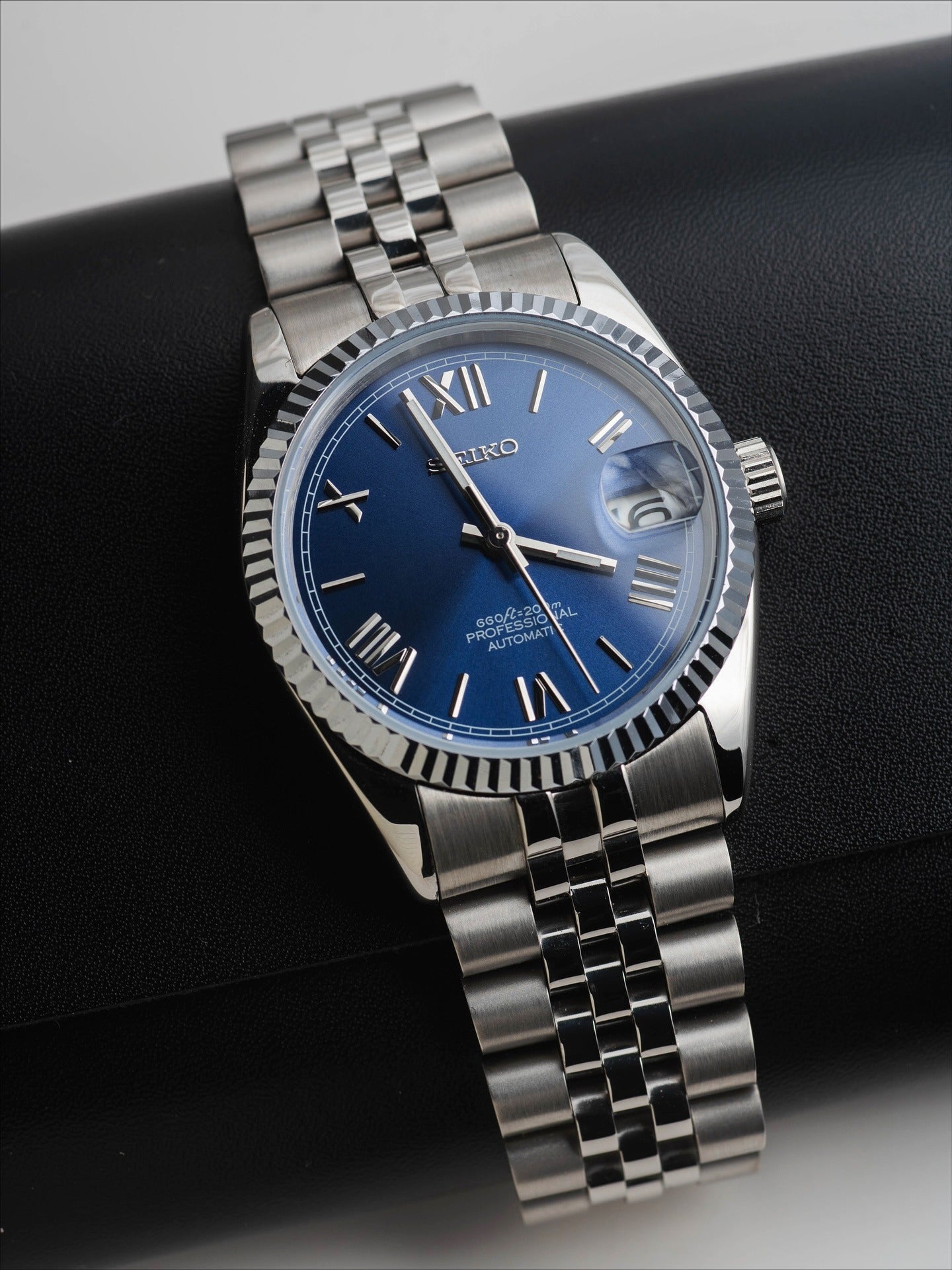 Automatic Mod Watch | 316L Stainless Steel Case | Smooth Bezel | Blue Dial with Roman Indexes | Jubilee Bracelet