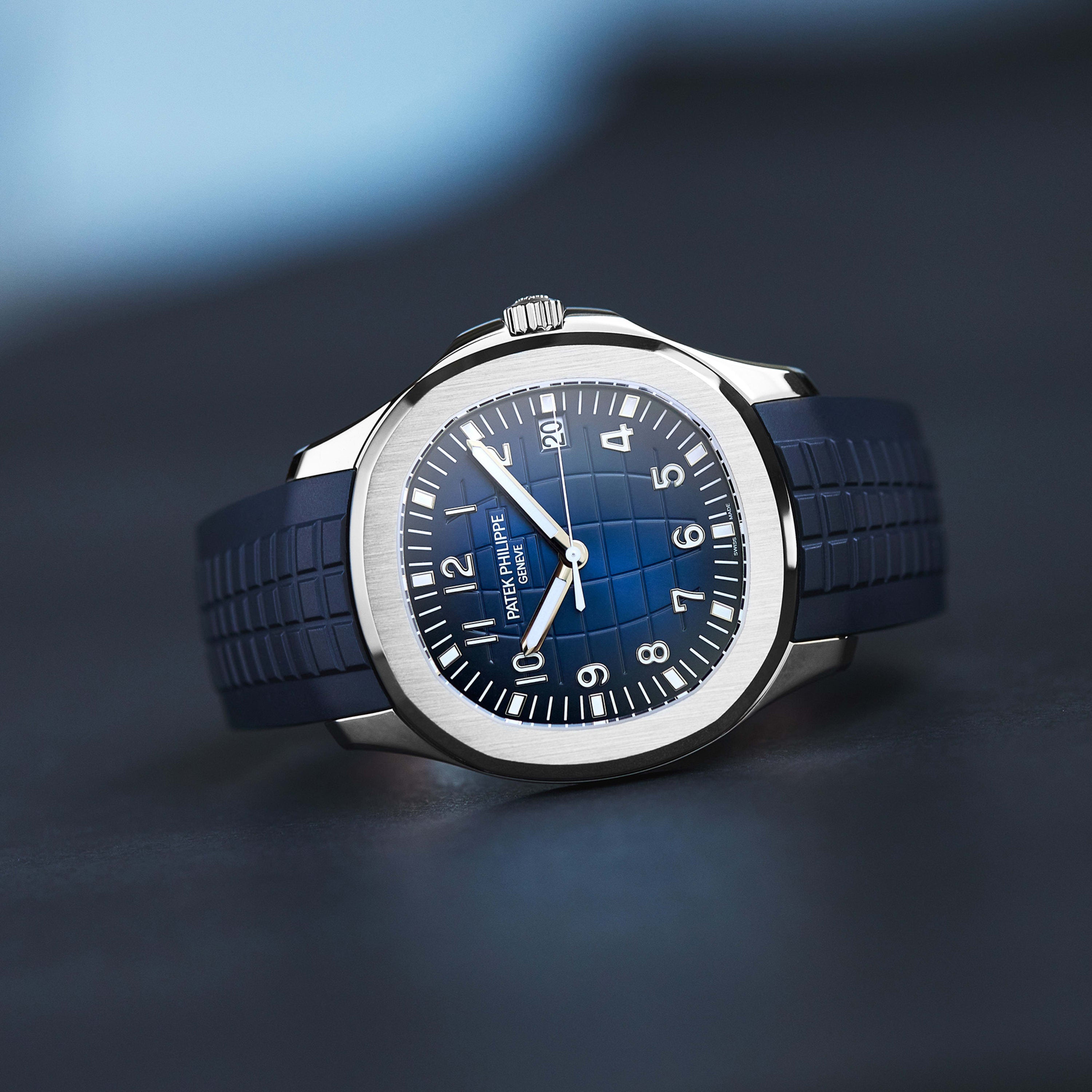 Luxury Swiss Watch | Automatic Movement | Blue Dial | Stainless Steel Case | Blue Rubber Strap | Date Display