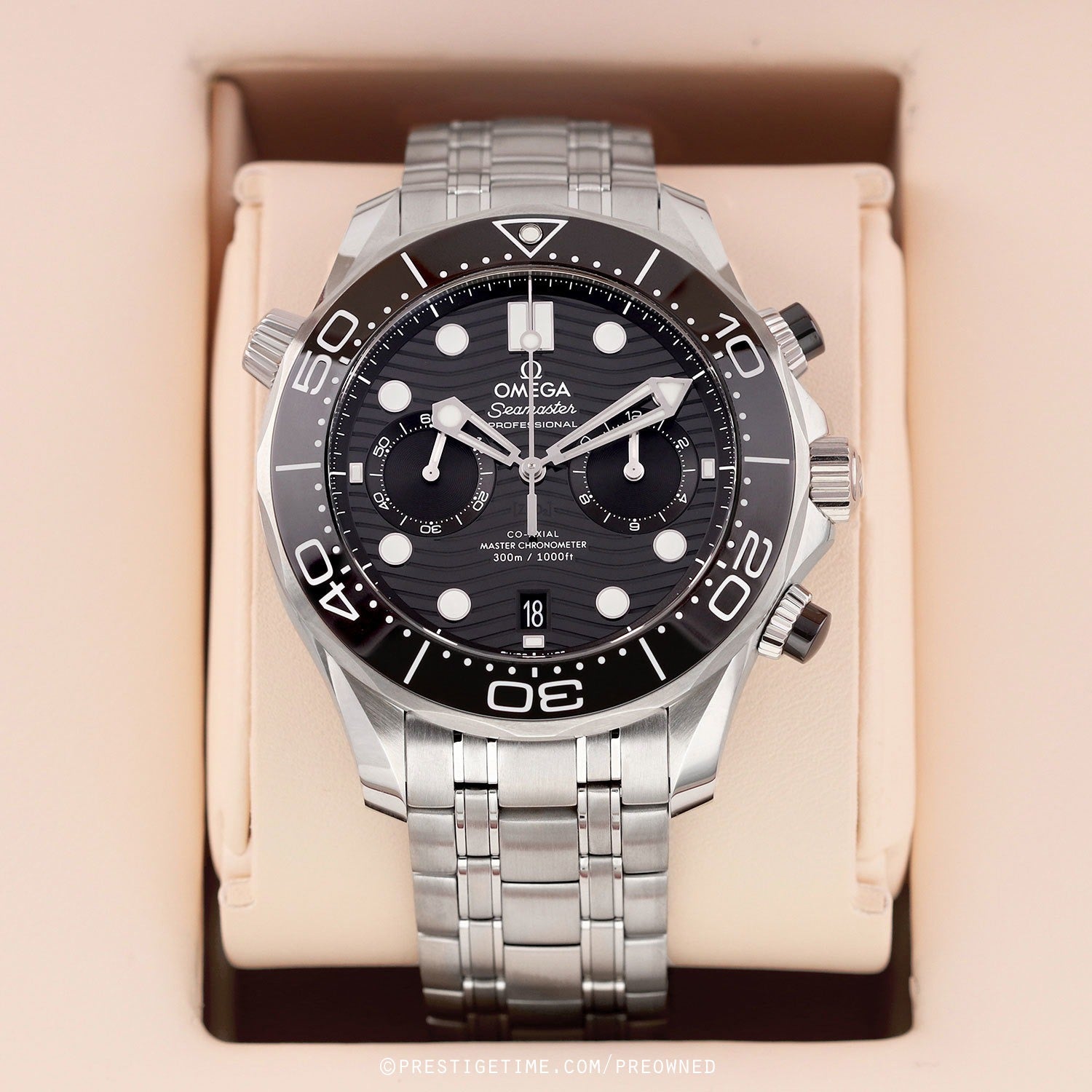 Swiss Luxury Watch | Automatic Watch |Black Dial Diver Design | 904L Stainless Steel Bracelet | Rotating Bezel