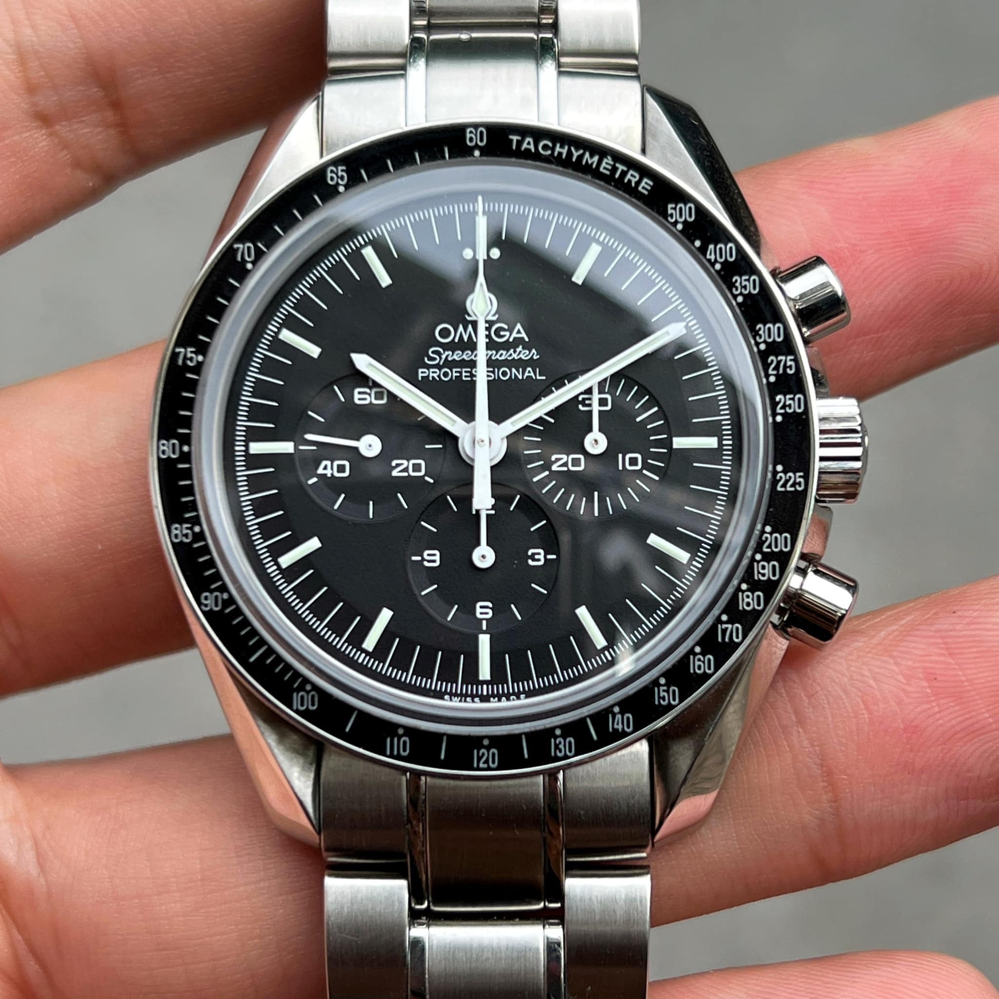 Luxury Swiss Watch | Omega Speedmaster | Automatic Chronograph | Black Dial | 904L Stainless Steel Bracelet | Tachymeter Bezel