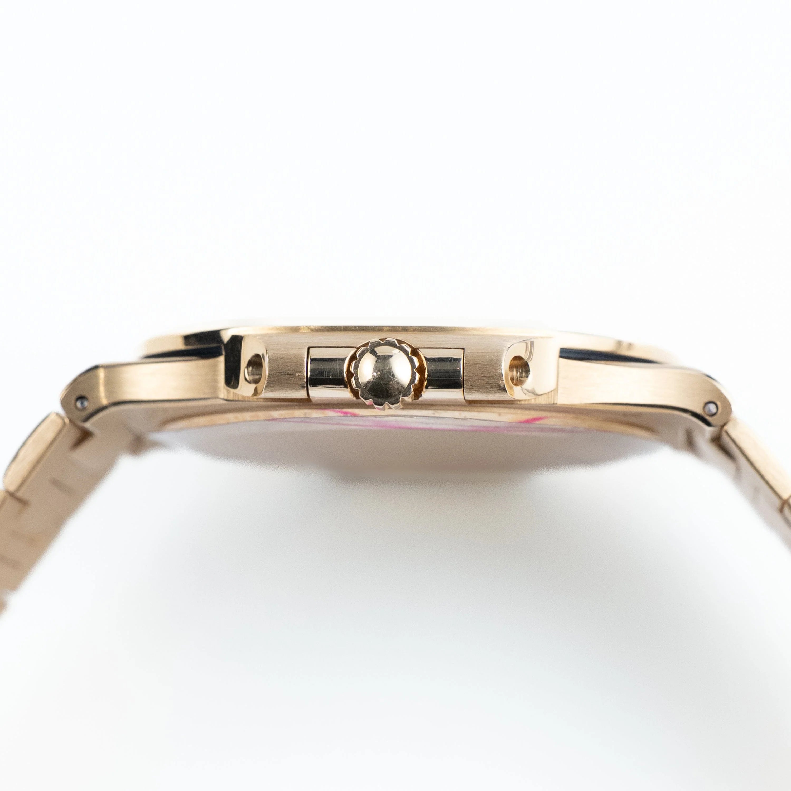 Luxury Swiss Watch | Automatic Movement | Black Textured Dial | Stainless Steel Case | Date Display | Classic Sport Style