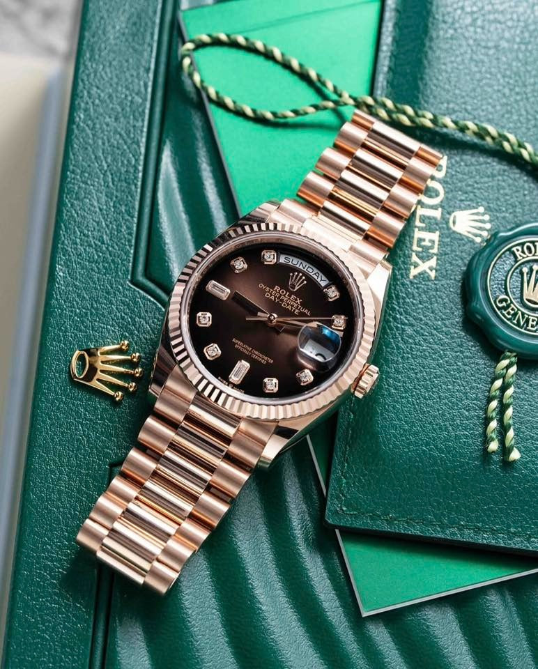 Luxury Swiss Watch | Day-date | Automatic movement | Chocolate brown dial with sparkling gemstone hour markers | 904L stainless steel bracelet | Fluted bezel
