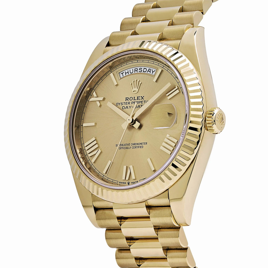 Luxury Swiss-Style Watch | Automatic Movement | Champagne Sunburst Dial with Roman Numerals | Day-Date Display | Fluted Bezel