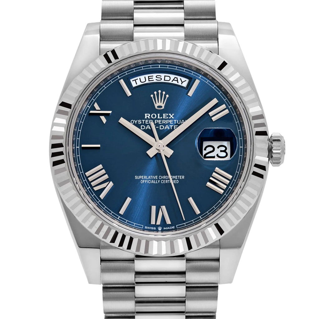 Luxury Swiss-Style Watch | Automatic Movement | Blue Sunburst Dial with Roman Numerals | Day-Date Display | Fluted Stainless Steel Case