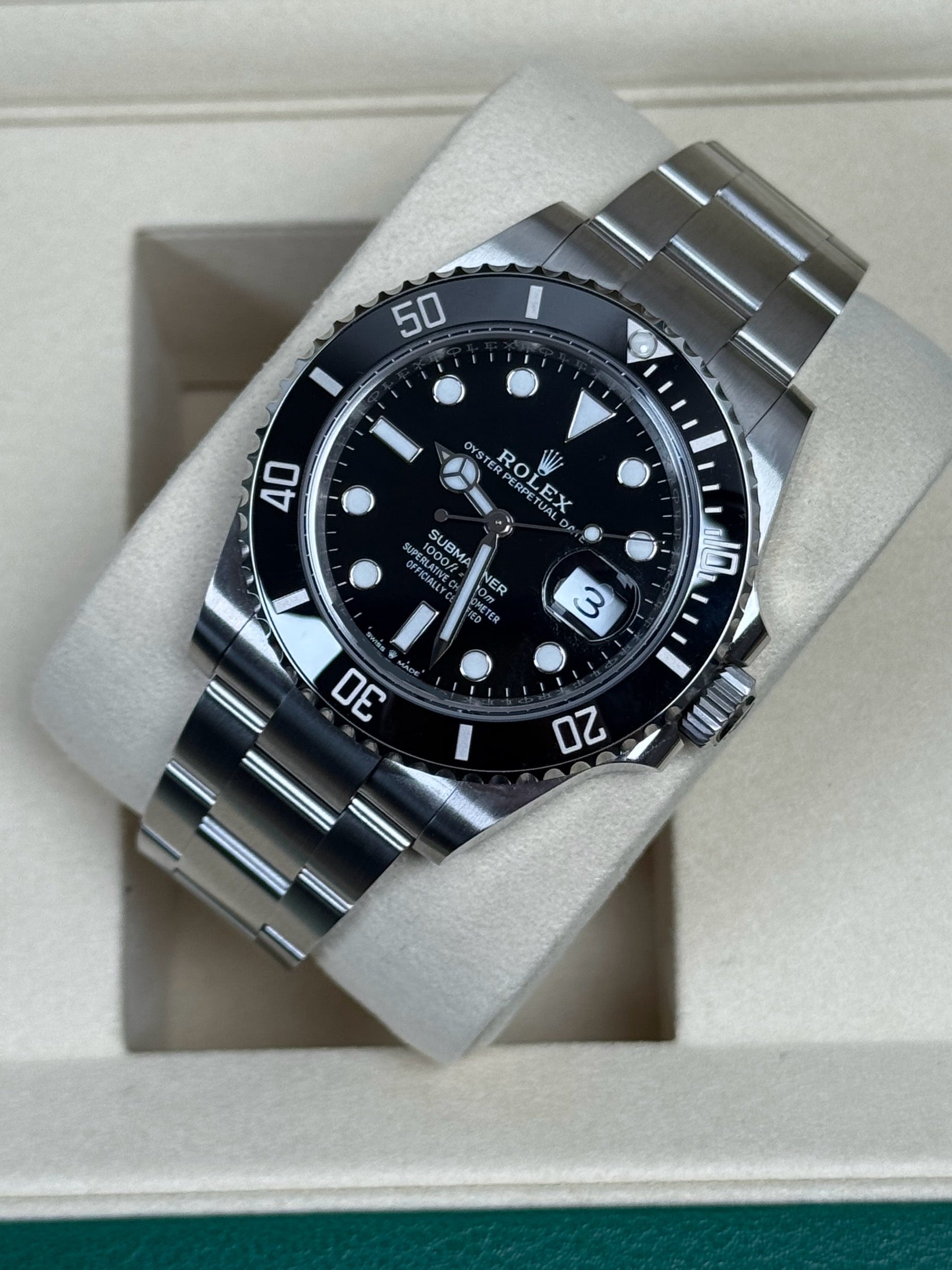 Luxury Swiss Watch | Submariner | Automatic Diver | Black Dial | 904L Stainless Steel Oyster Bracelet | Ceramic Bezel