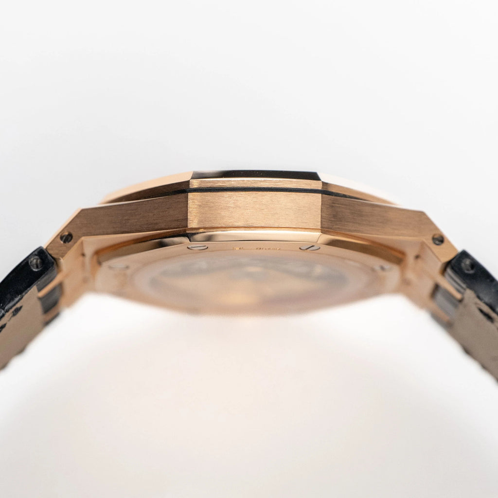 Luxury Swiss Watch | Automatic Movement | Black Textured Dial | Stainless Steel Case | Black Leather Strap | Date Display | Classic Elegant Style