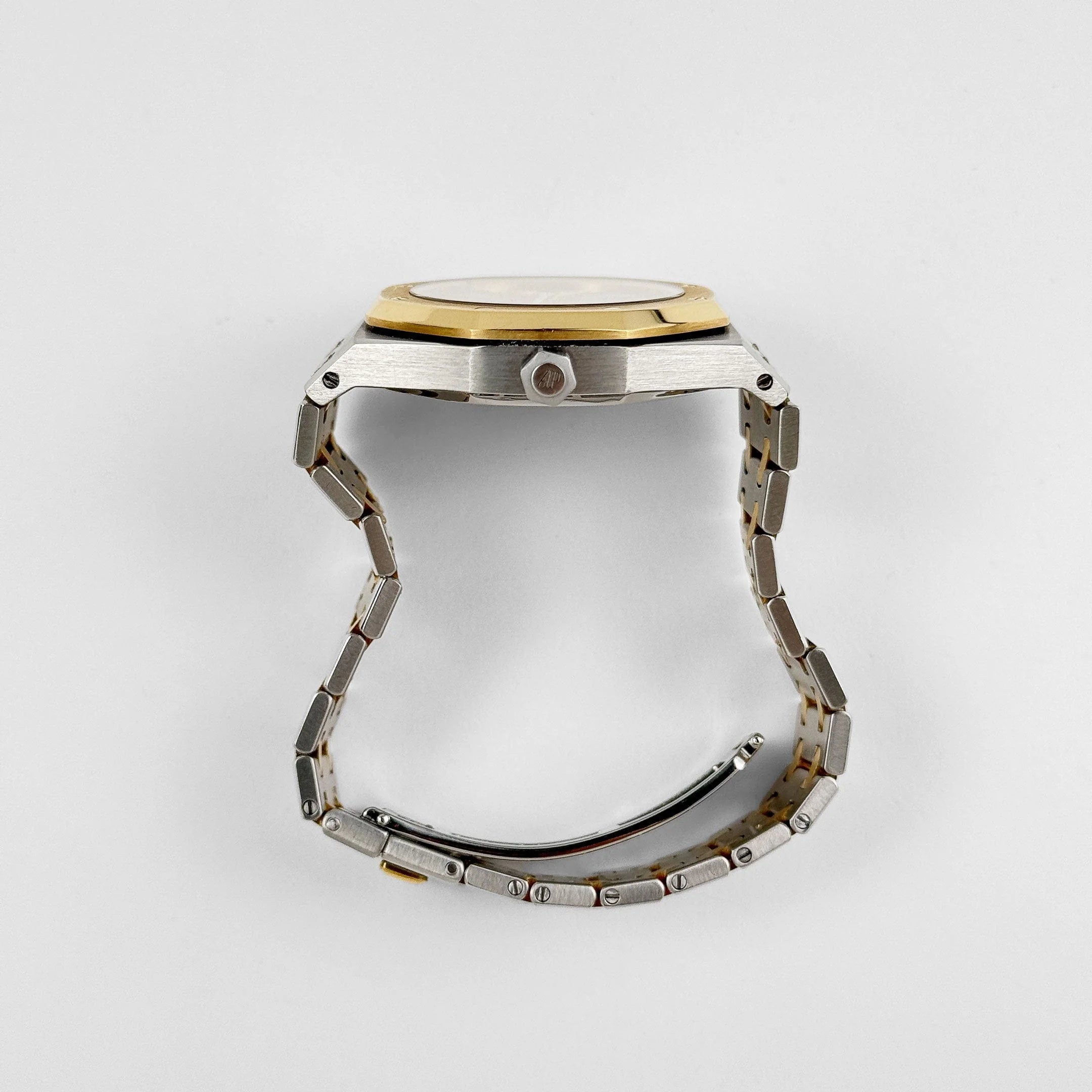 Luxury Swiss Watch | Automatic Movement | Stainless Steel Case | Stainless Steel Bracelet | Day-Date & Moonphase Display